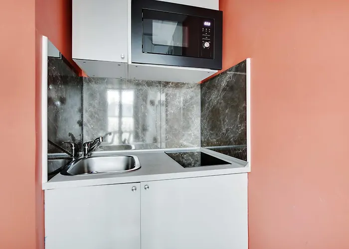 Bright With Balcony Near Gare De L'est Apartman Párizs